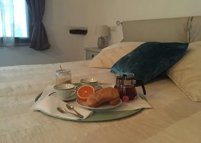 Samgiuvino Holiday home Brienno