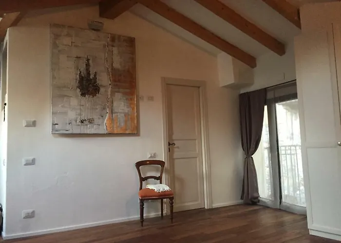 Samgiuvino Holiday home Brienno